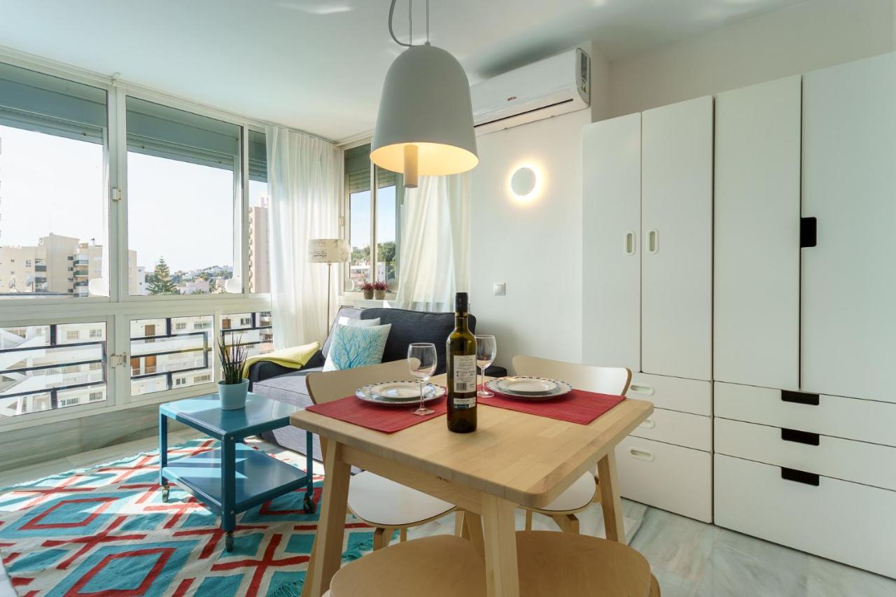 Malagasuite Carihuela Apartments Торремолінос Екстер'єр фото