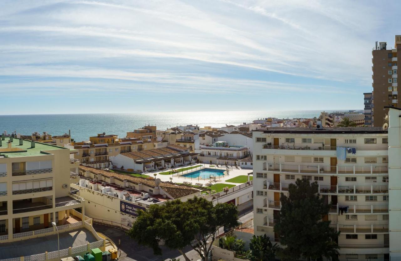 Malagasuite Carihuela Apartments Торремолінос Екстер'єр фото
