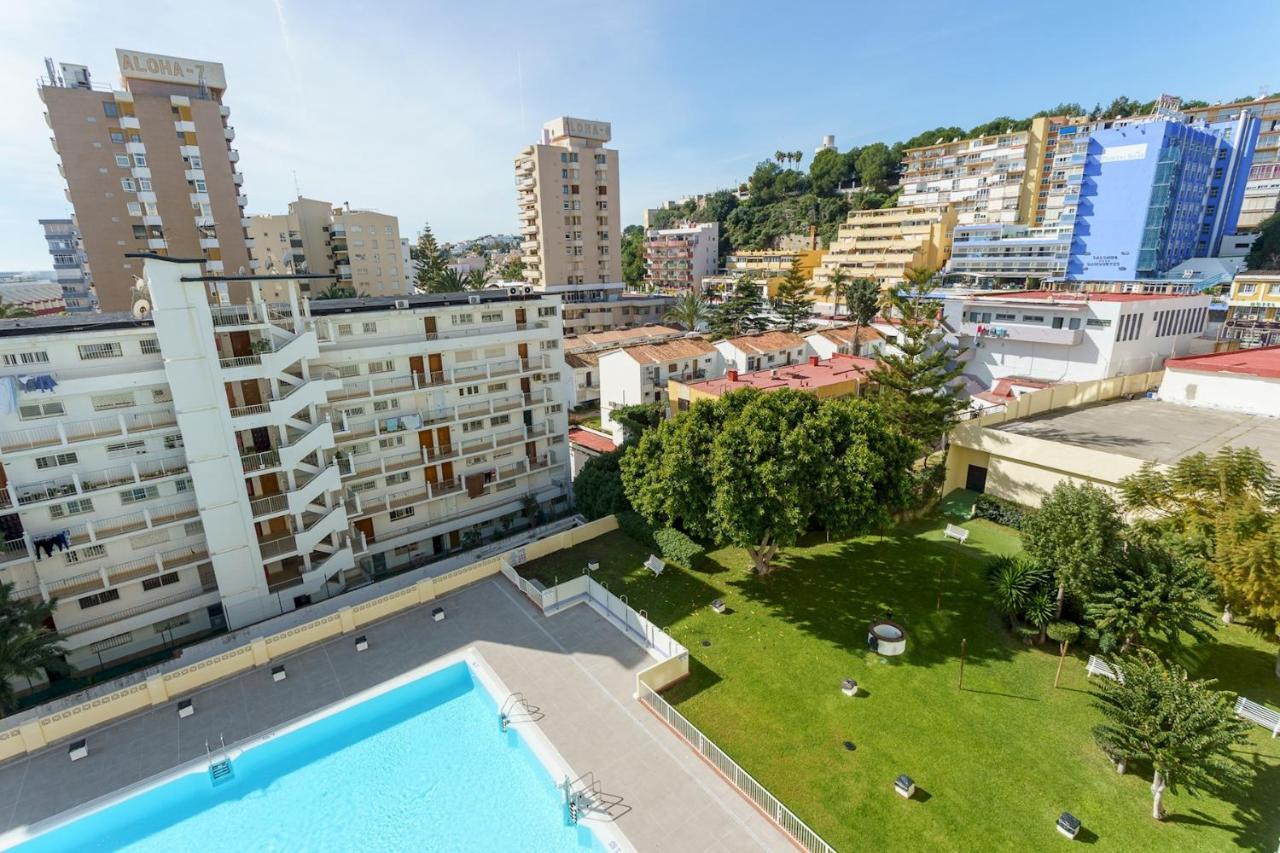 Malagasuite Carihuela Apartments Торремолінос Екстер'єр фото