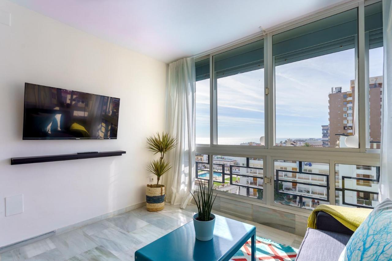 Malagasuite Carihuela Apartments Торремолінос Екстер'єр фото