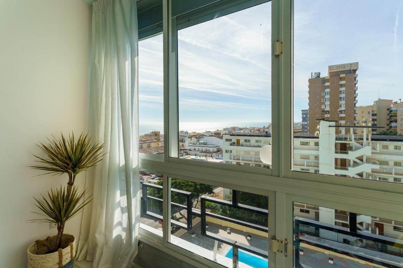 Malagasuite Carihuela Apartments Торремолінос Екстер'єр фото