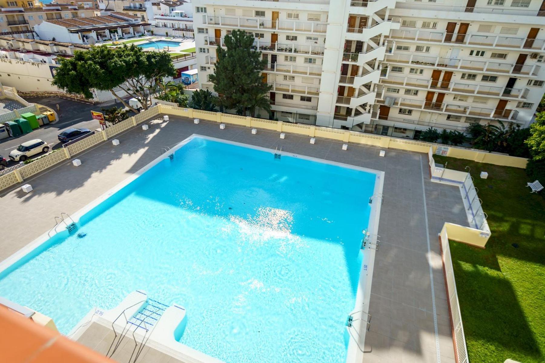 Malagasuite Carihuela Apartments Торремолінос Екстер'єр фото
