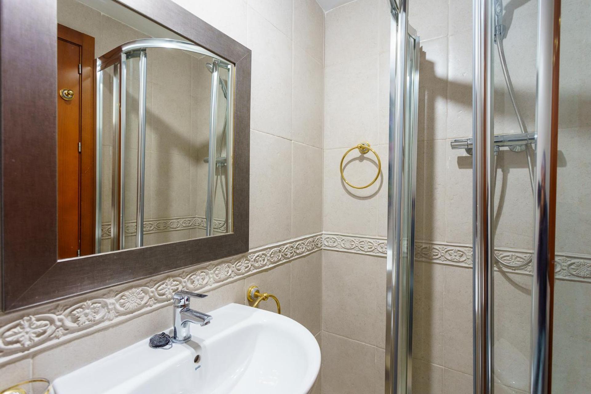 Malagasuite Carihuela Apartments Торремолінос Екстер'єр фото
