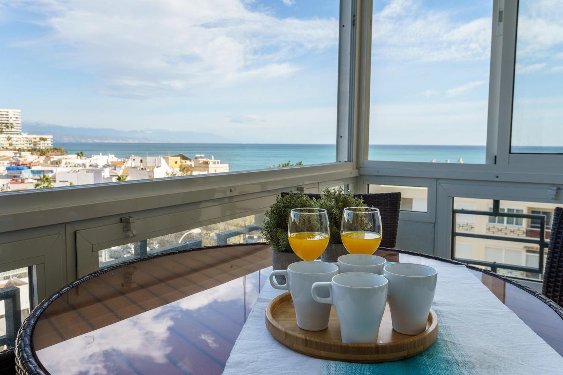 Malagasuite Carihuela Apartments Торремолінос Екстер'єр фото